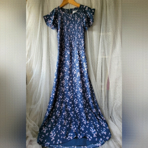 BNWOT ALI & JAY 》Floral Maxi Dress